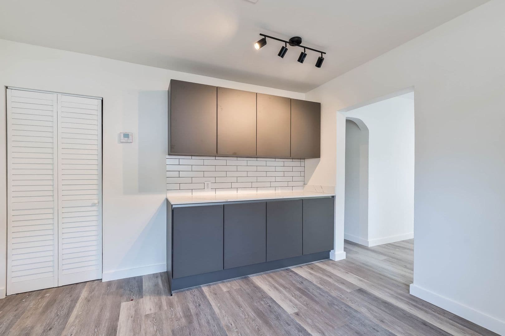 Miami Apartment: 25 NW 78th St