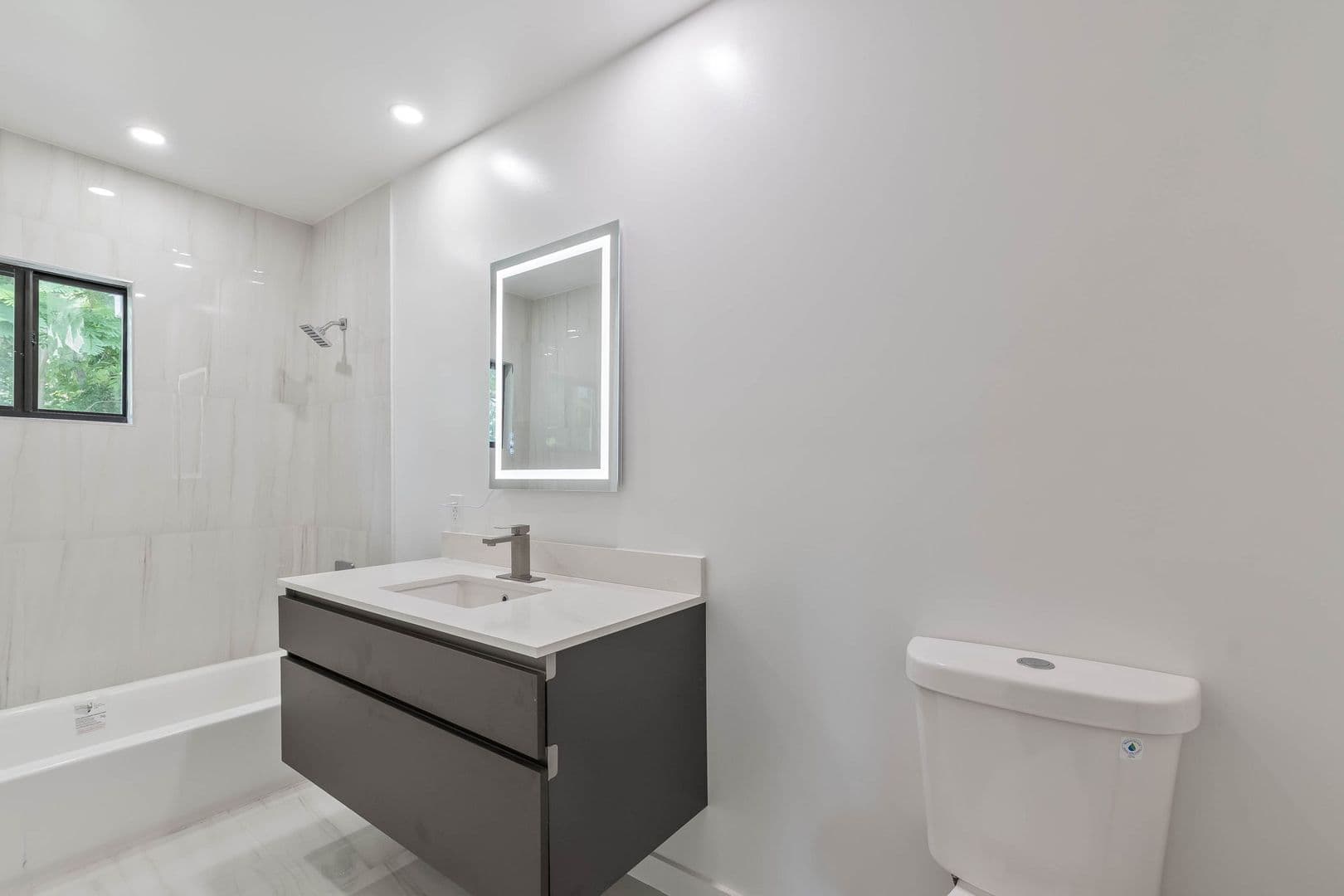 Miami Apartment: 25 NW 78th St