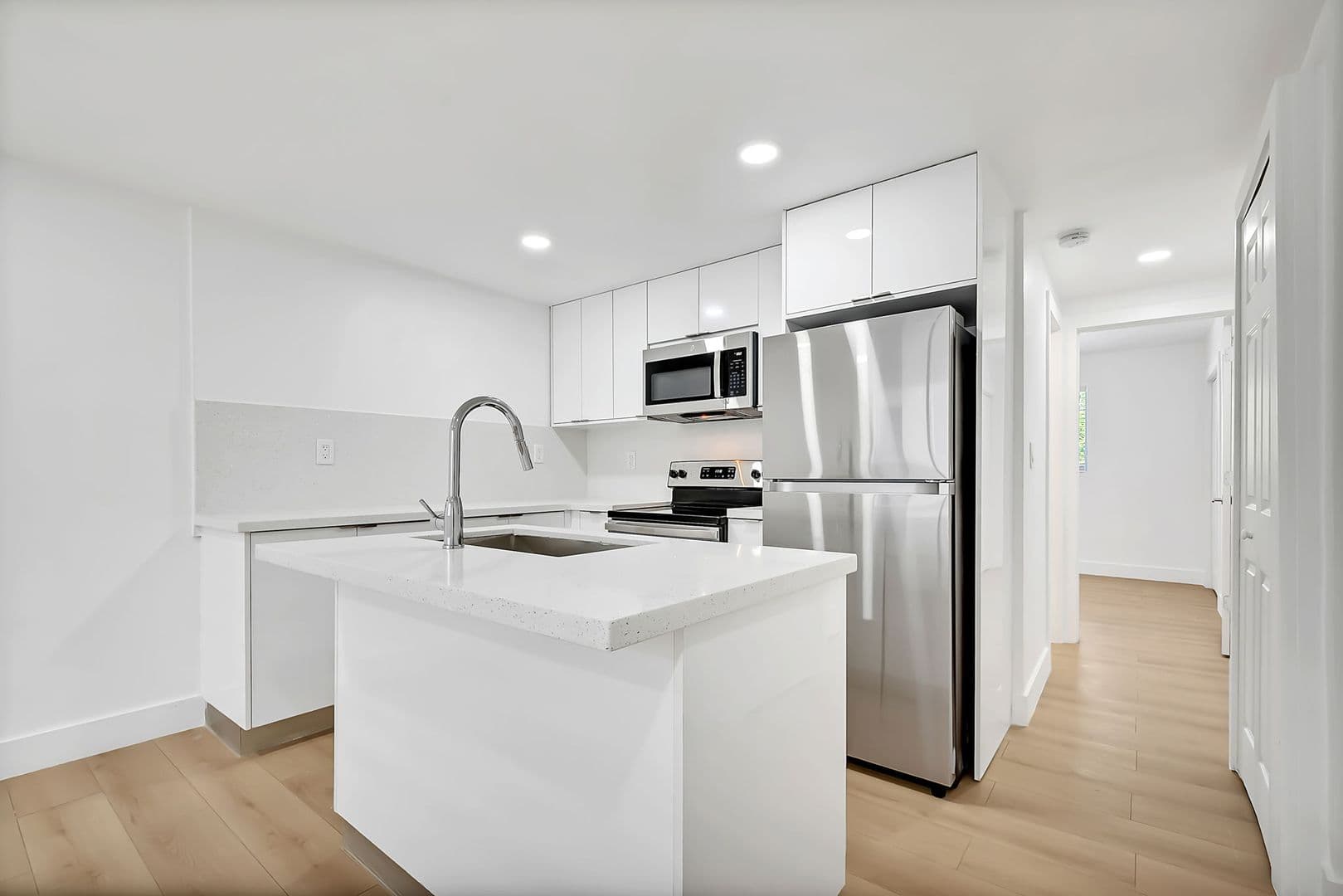 Miami Apartment: 1632 NW 16th Terrace - Unit 5