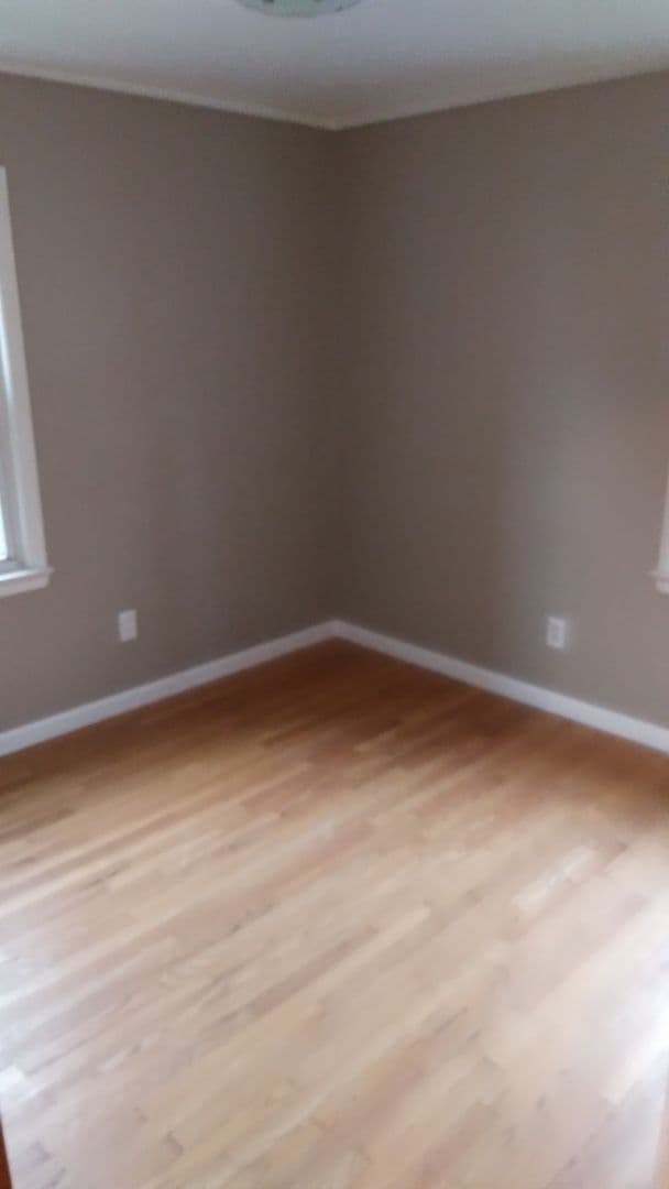 Warren House: 21099 Blackmar