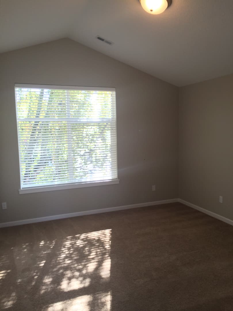 Portland Apartment: 1303-1307 SE Marion St.