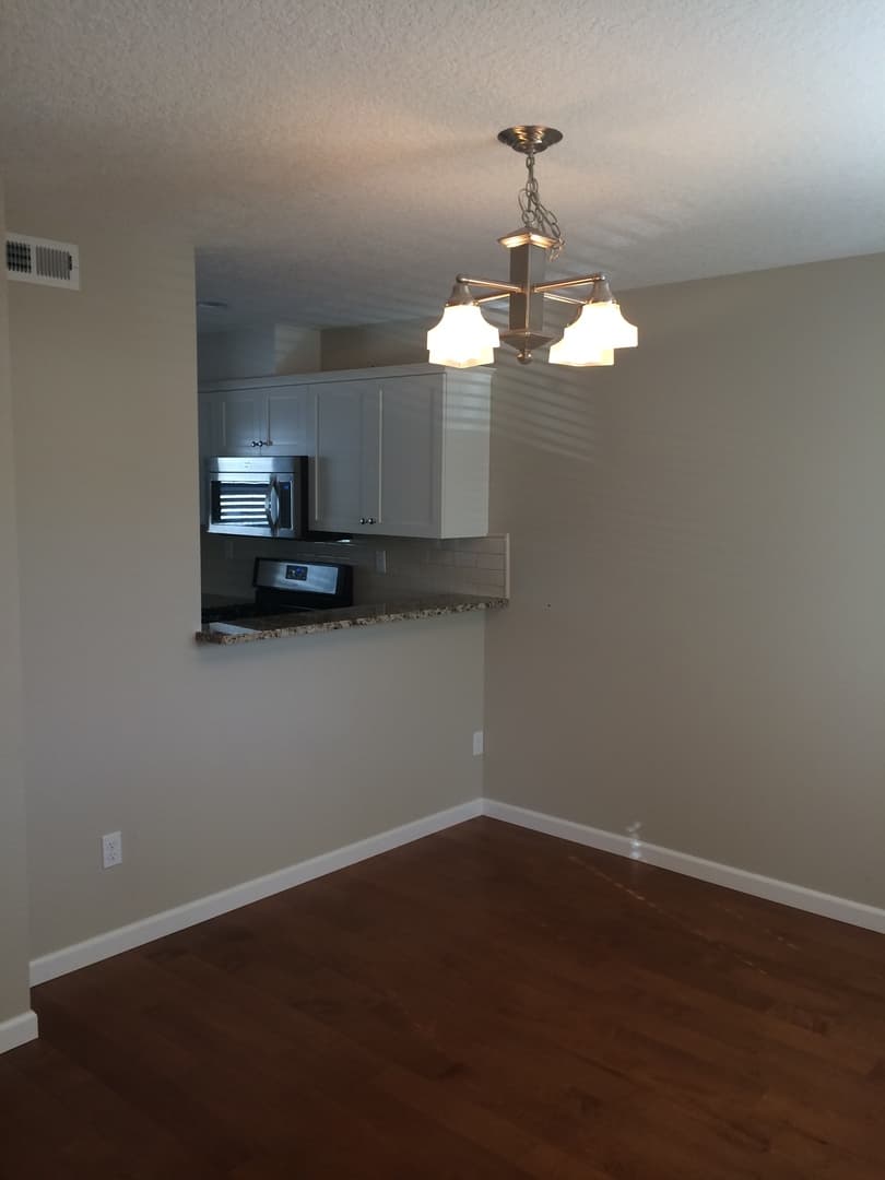 Portland Apartment: 1303-1307 SE Marion St.