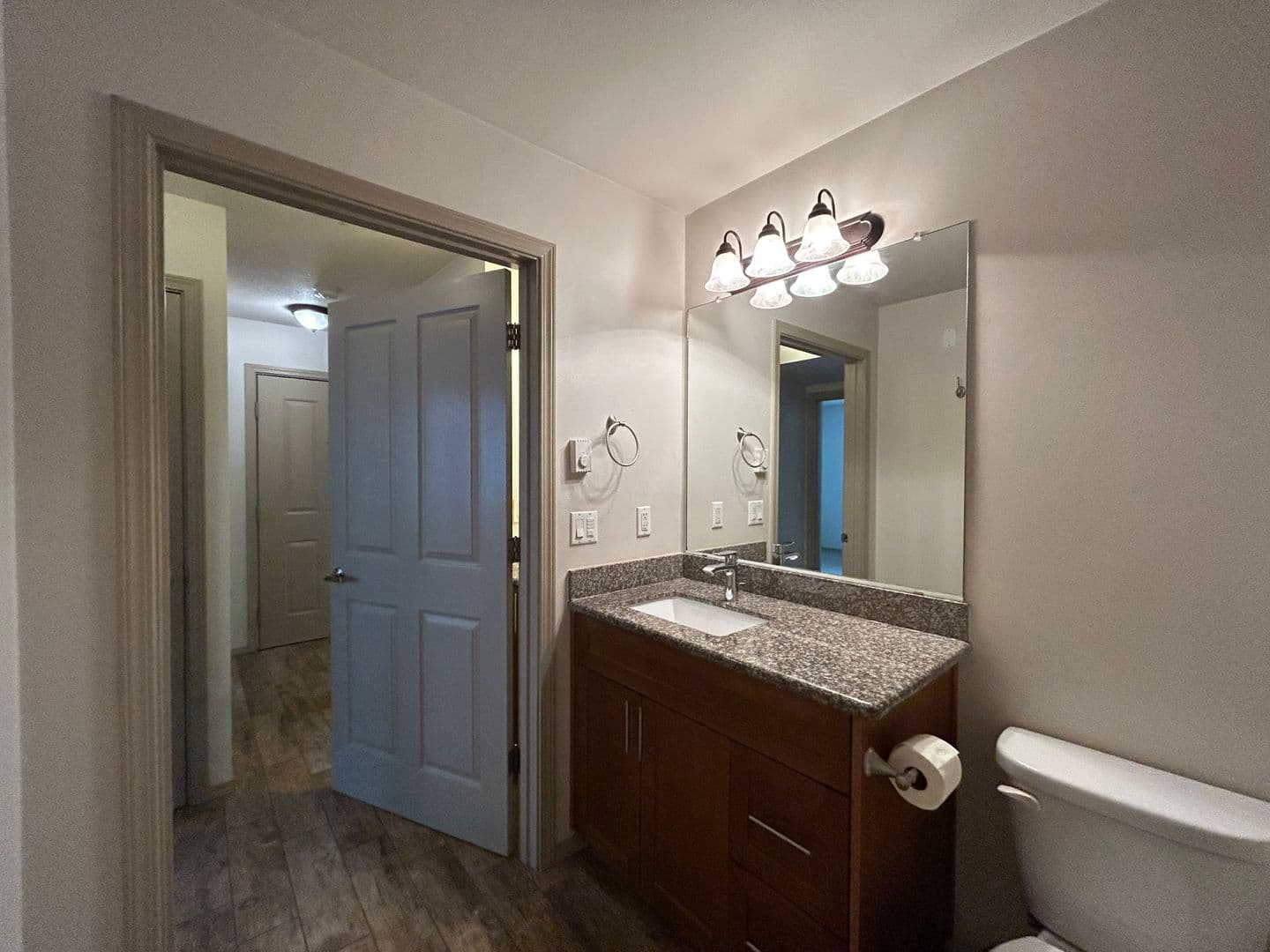 Beaverton Apartment: 18990 - 18996 SW Johnson St.