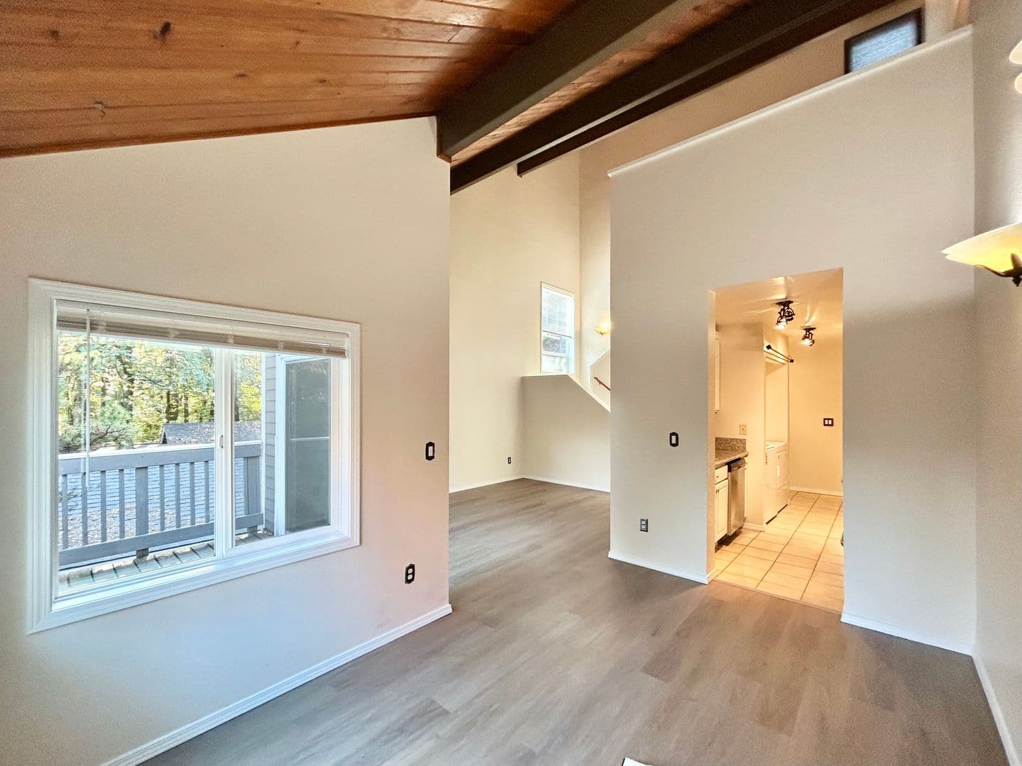 Lake Oswego House: 4643 Lakeview Blvd.