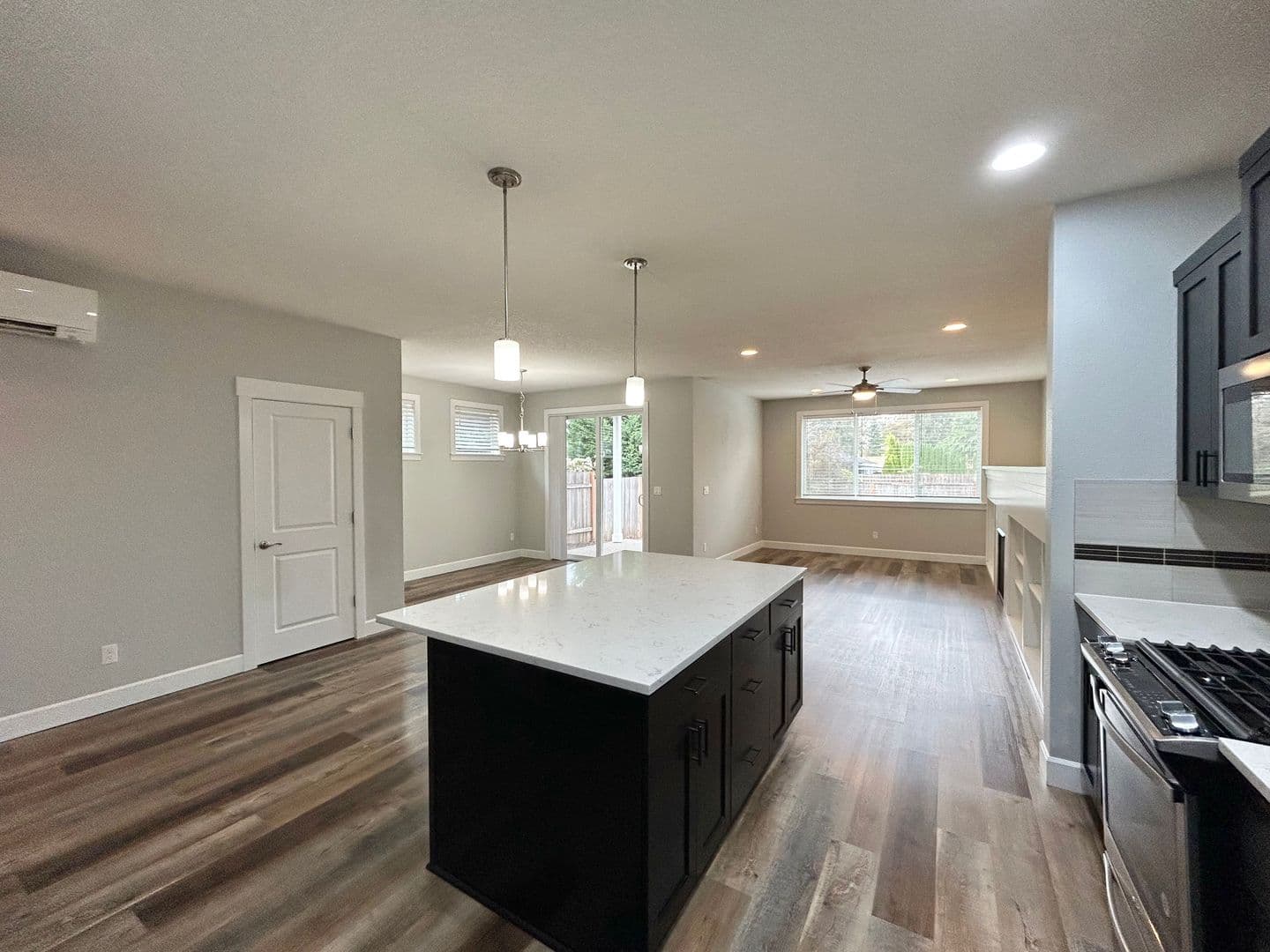 Hillsboro House: 113 NE 30th Ave