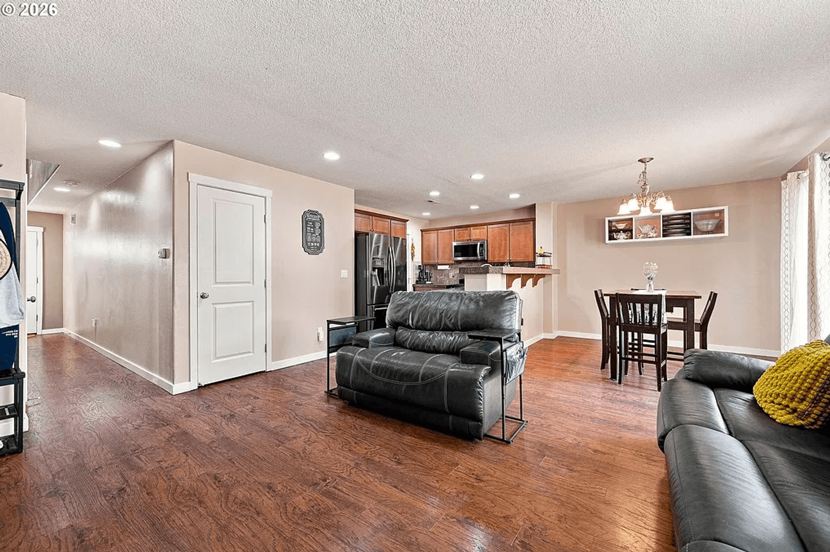 Canby House: 828 NW 1st Ave.