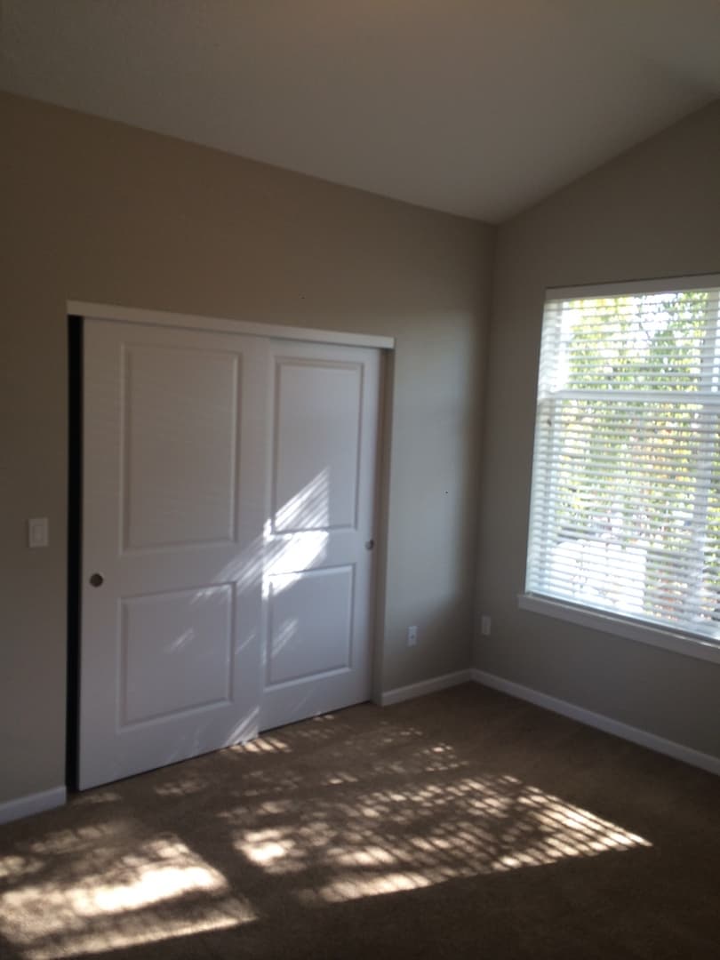 Portland Apartment: 1303-1307 SE Marion St.