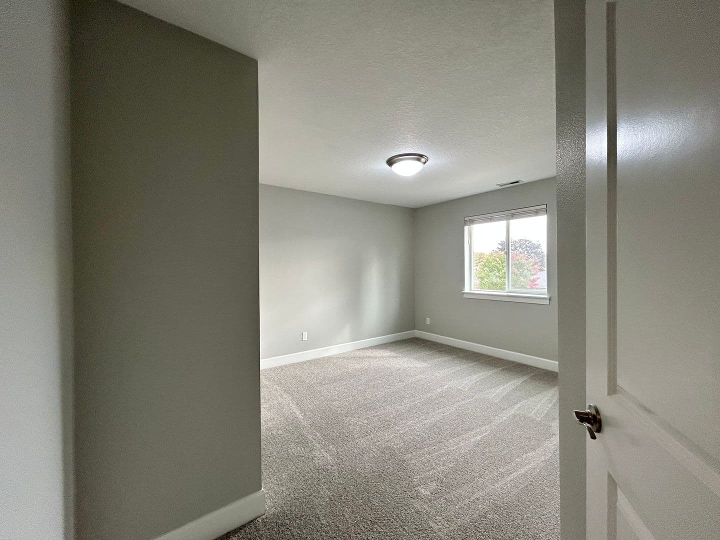 Hillsboro House: 113 NE 30th Ave