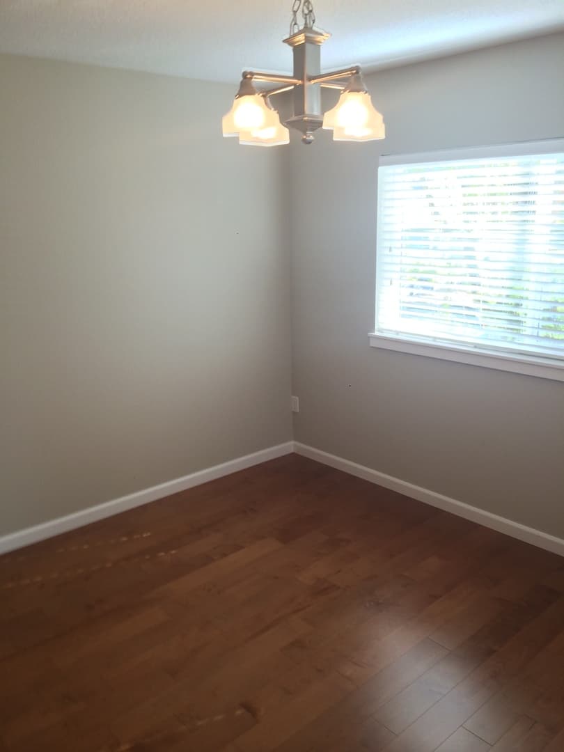 Portland Apartment: 1303-1307 SE Marion St.