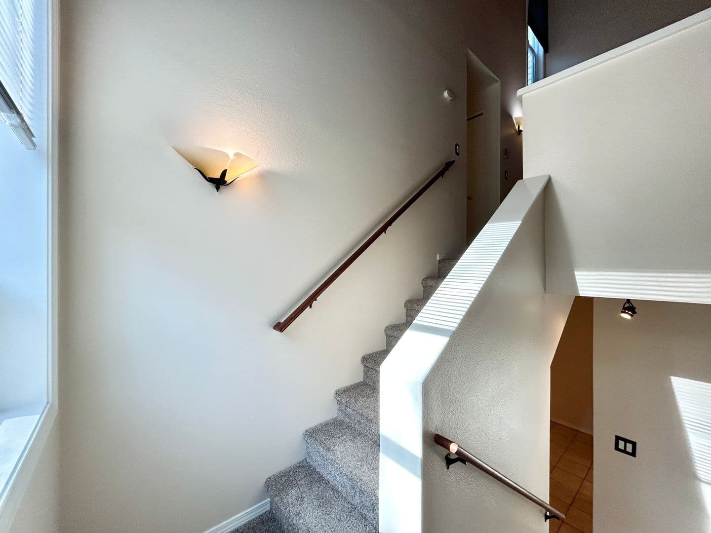 Lake Oswego House: 4643 Lakeview Blvd.