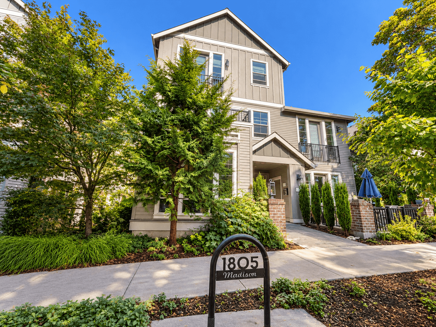 Portland House: 1805 SE Madison St. #203