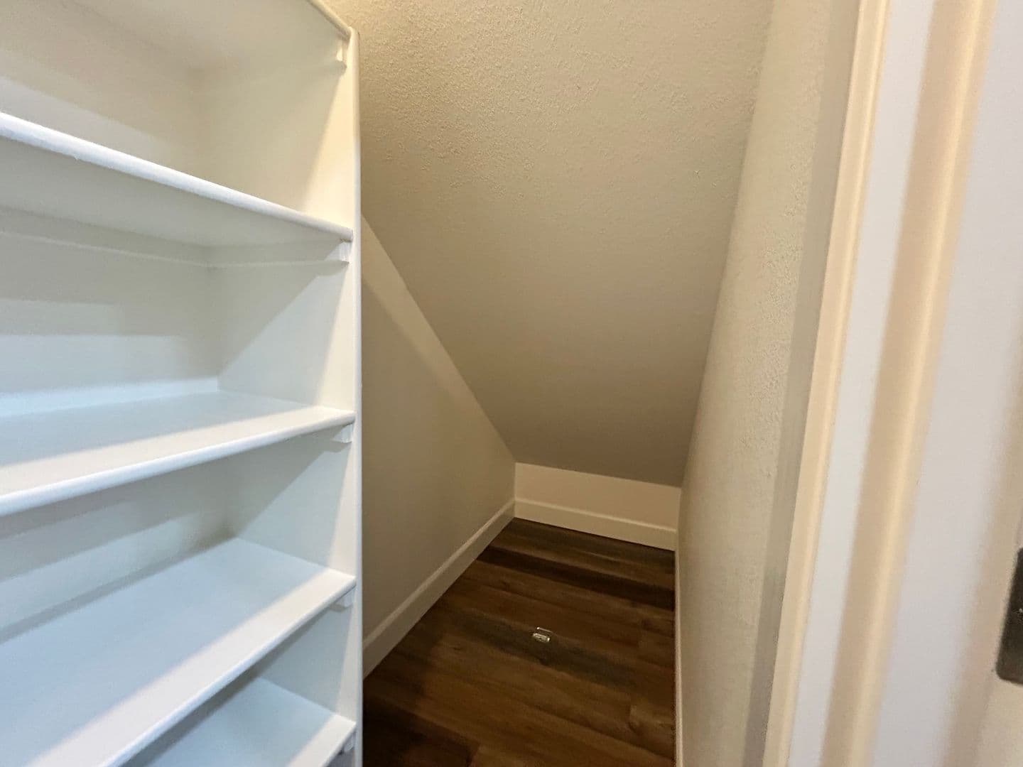 Hillsboro House: 113 NE 30th Ave