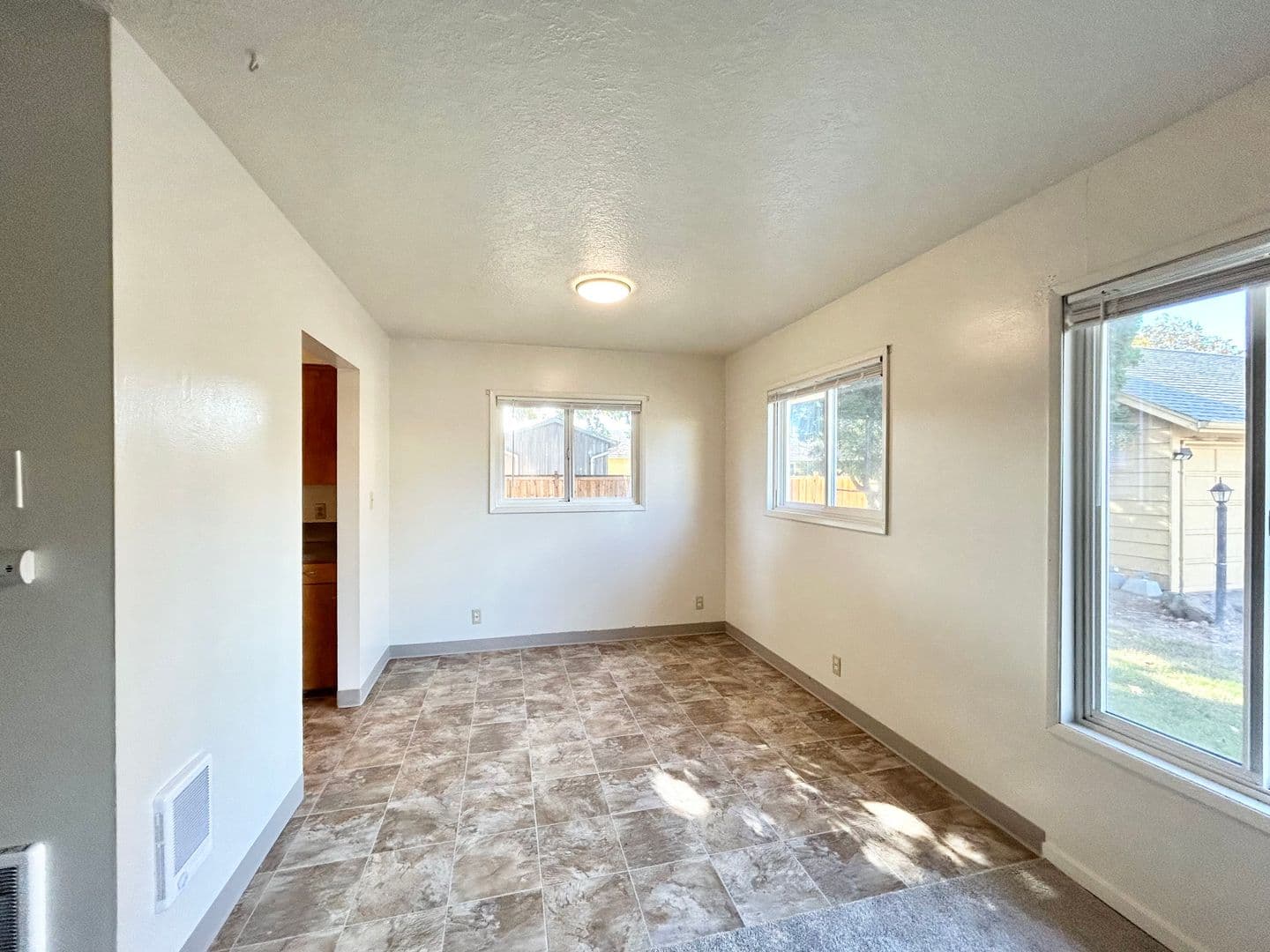 Hillsboro Apartment: 1206-1262 SE Maple St.