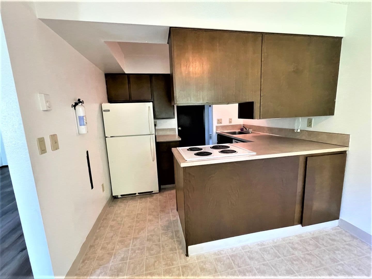 Portland Apartment: 10503-10509 E Burnside St.