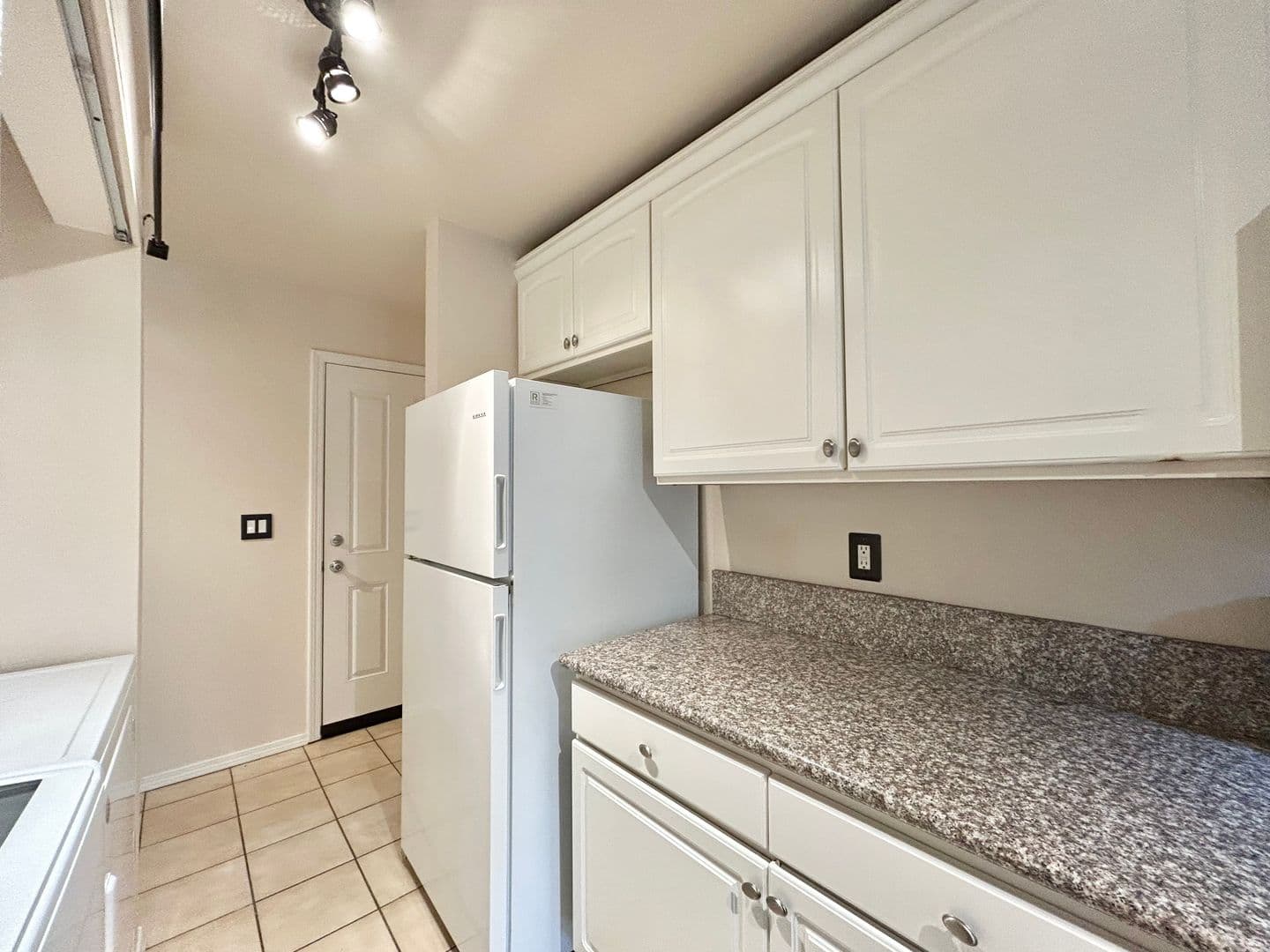 Lake Oswego House: 4643 Lakeview Blvd.