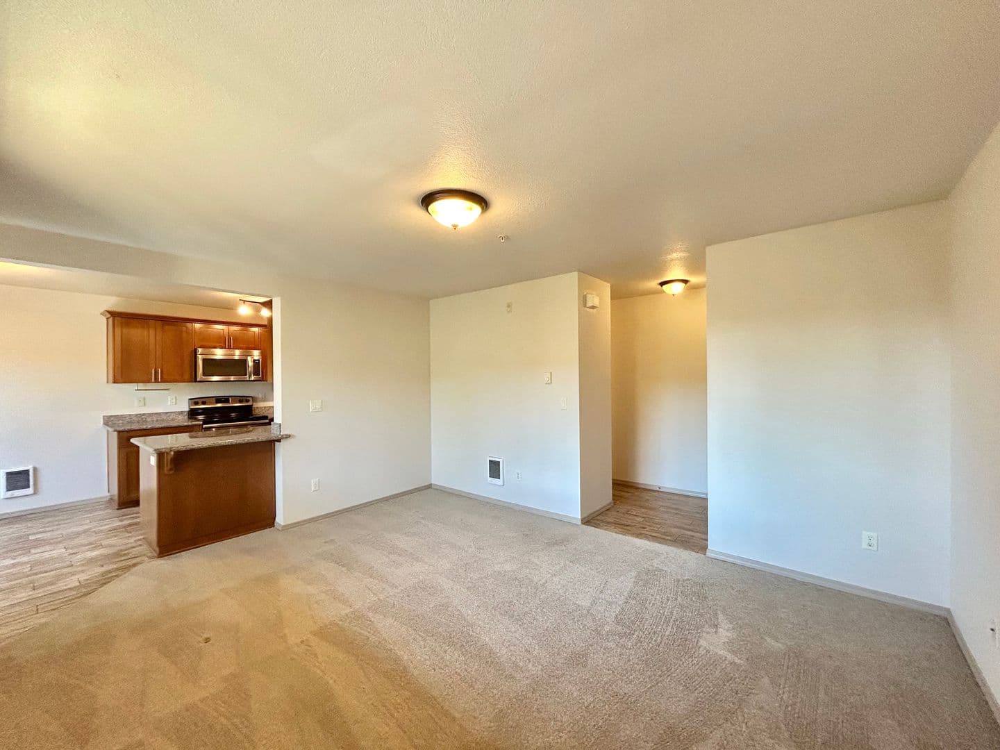 Beaverton Apartment: 18990 - 18996 SW Johnson St.