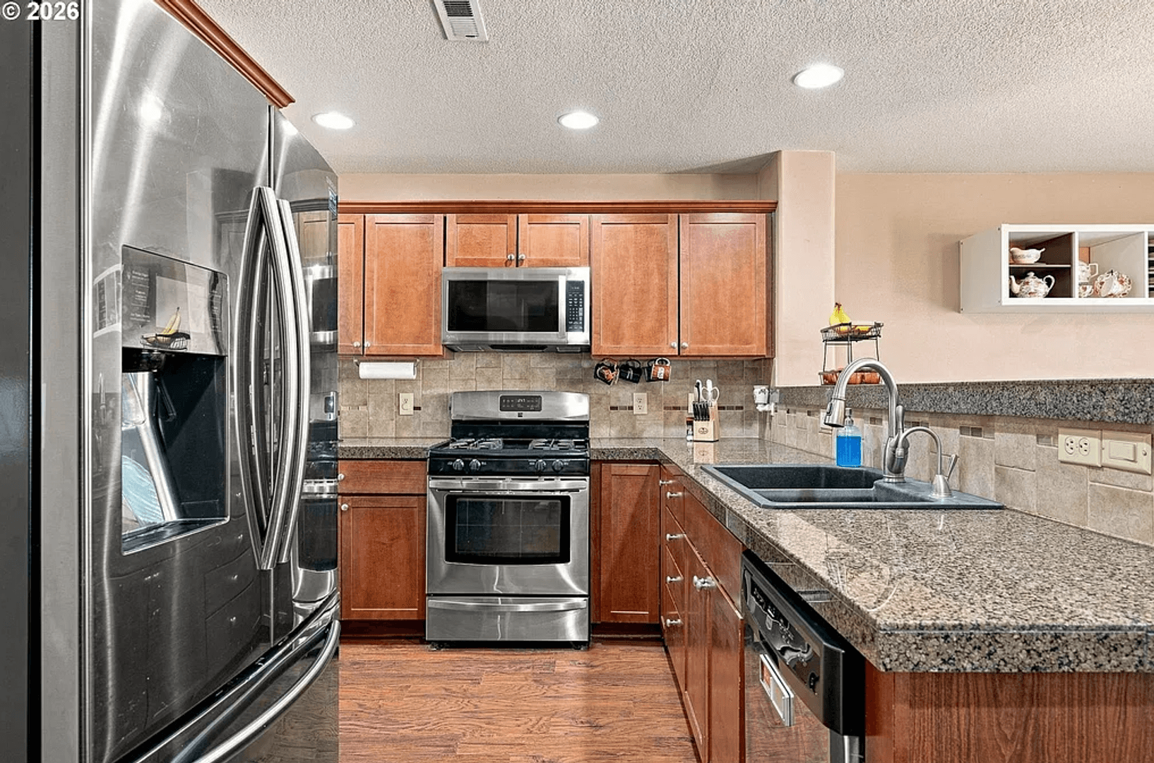 Canby House: 828 NW 1st Ave.