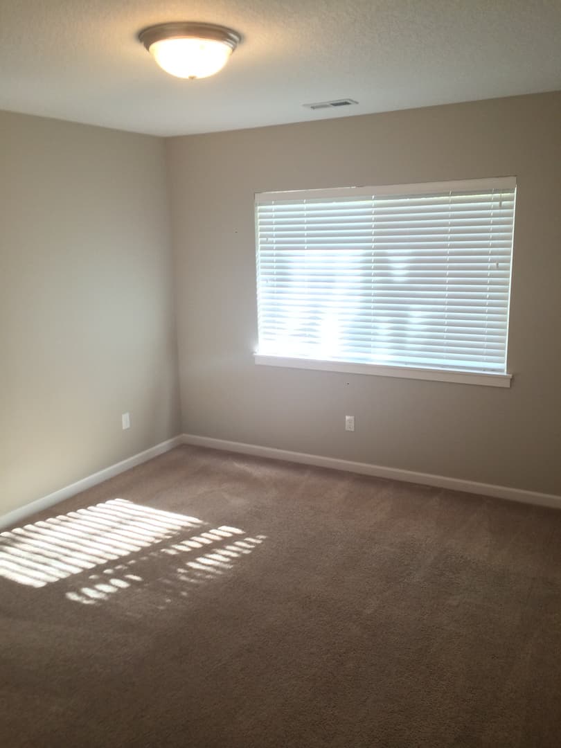 Portland Apartment: 1303-1307 SE Marion St.
