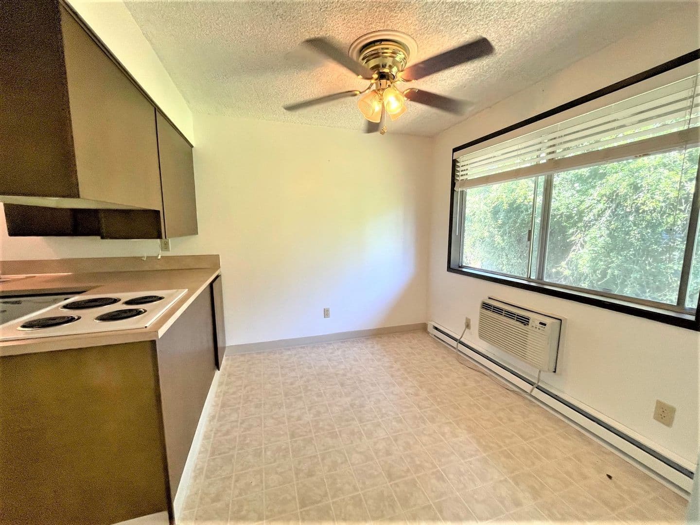 Portland Apartment: 10503-10509 E Burnside St.