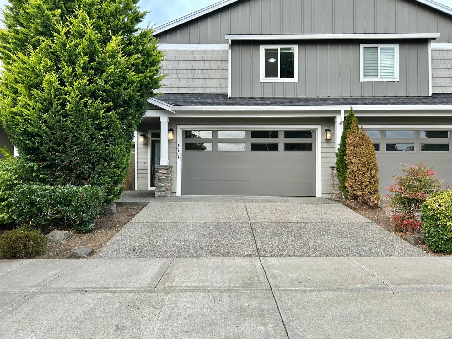 Hillsboro House: 113 NE 30th Ave