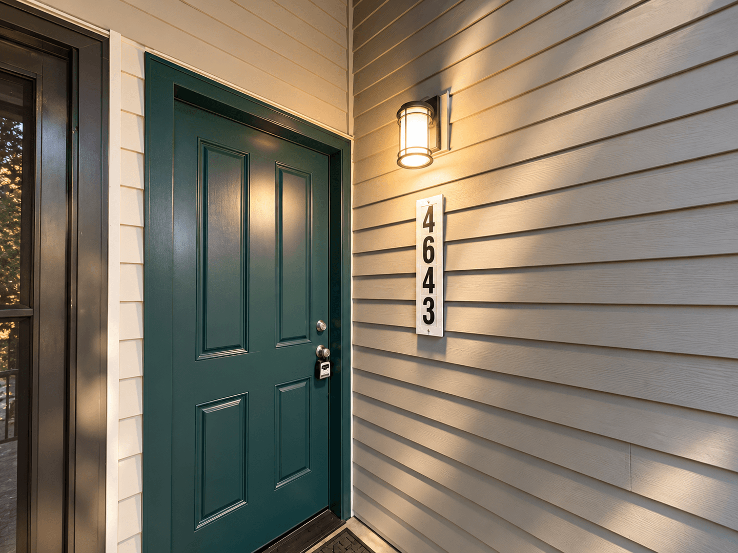 Lake Oswego House: 4643 Lakeview Blvd.