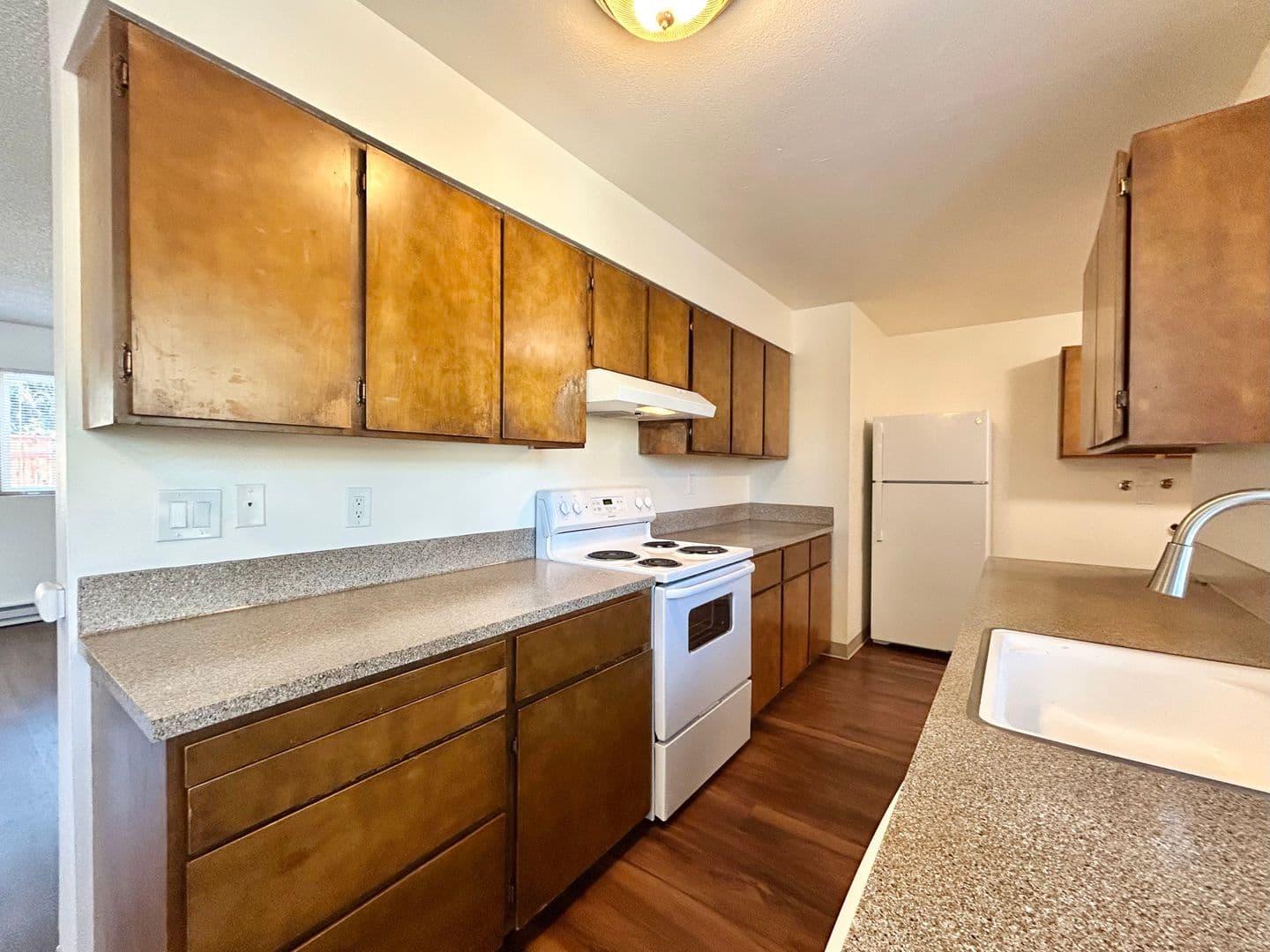 Hillsboro Apartment: 1206-1262 SE Maple St.