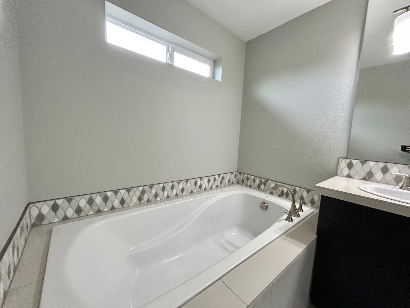 Hillsboro House: 113 NE 30th Ave
