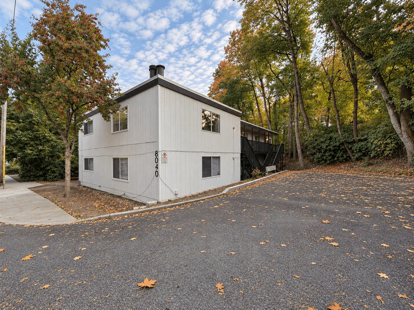 Portland Apartment: 8040 SW 19th Avenue