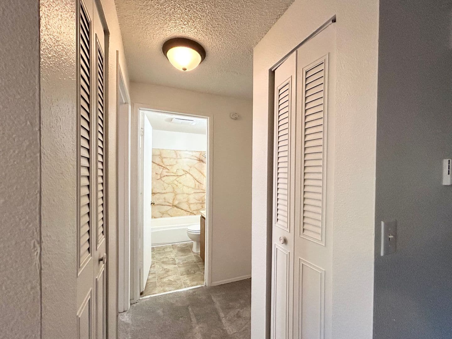 Portland Apartment: 8040 SW 19th Avenue