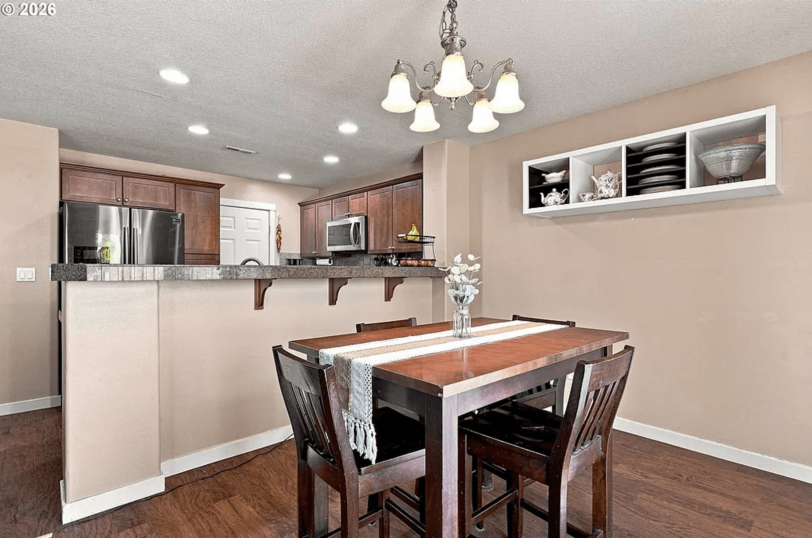 Canby House: 828 NW 1st Ave.