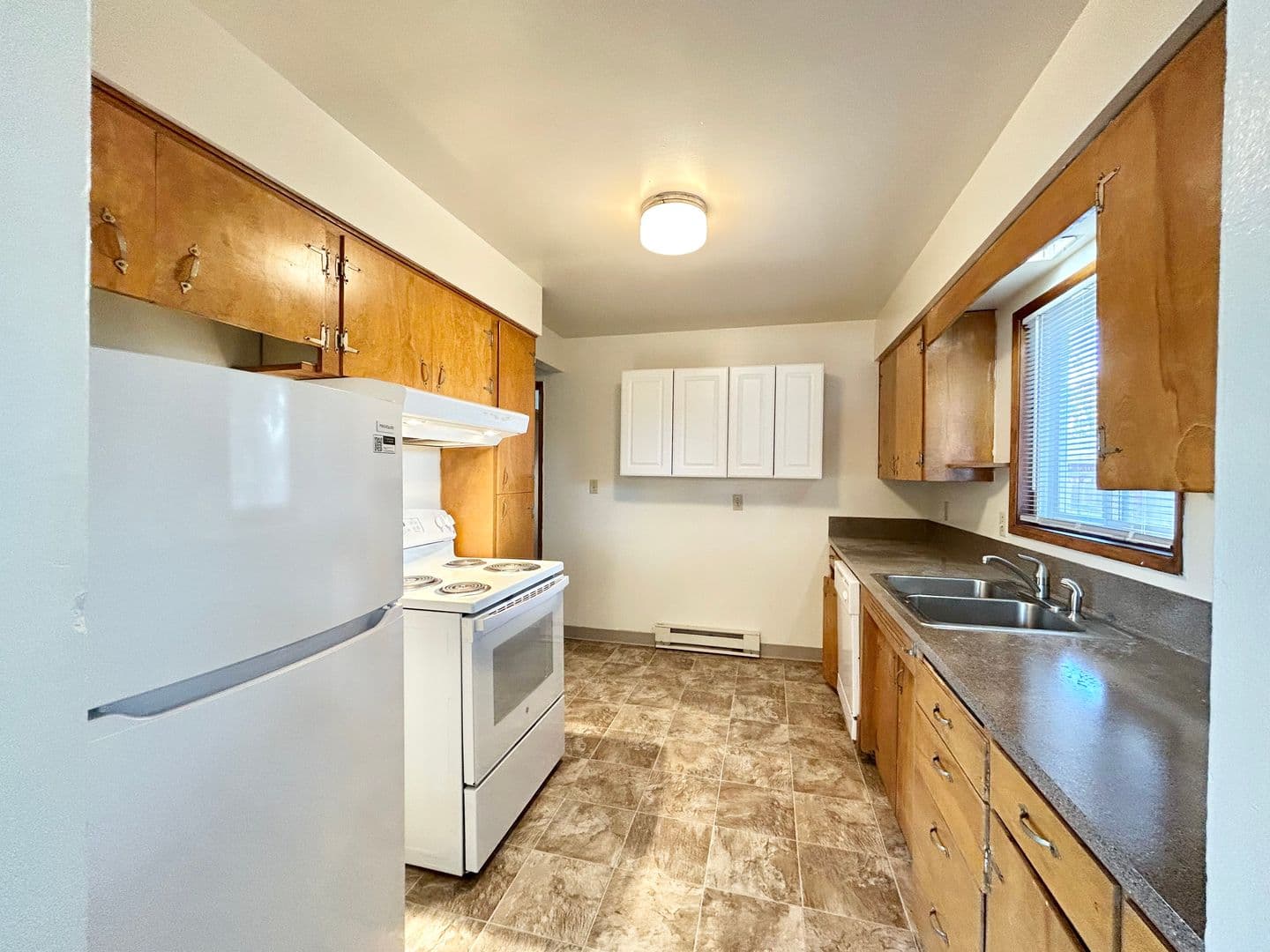 Hillsboro Apartment: 1206-1262 SE Maple St.