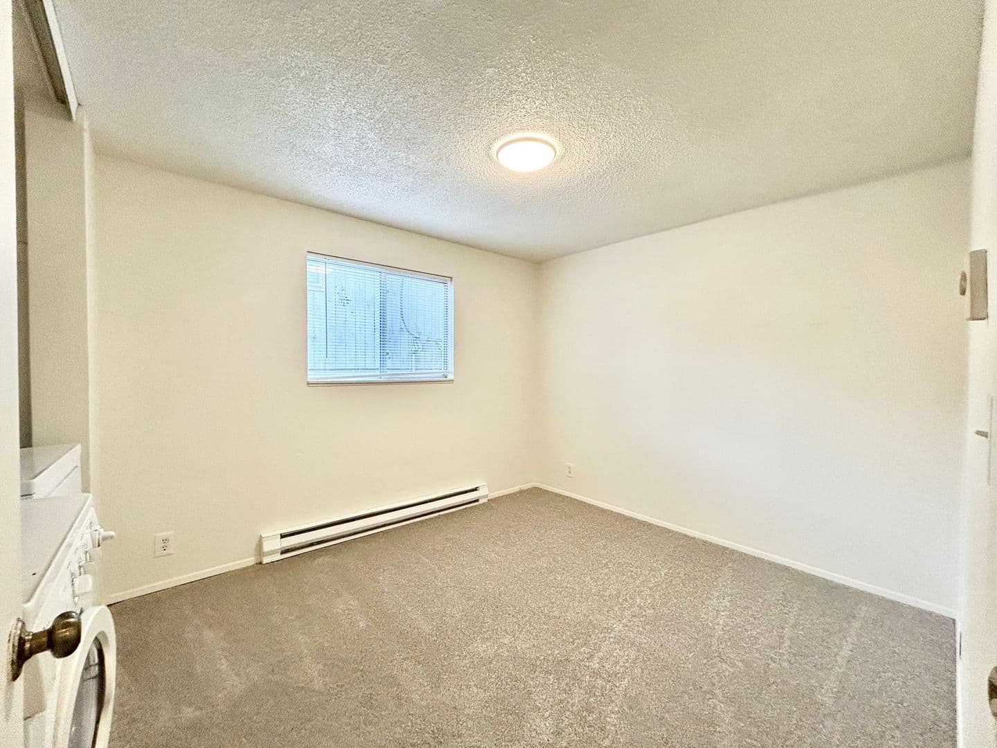 Portland Apartment: 8040 SW 19th Avenue