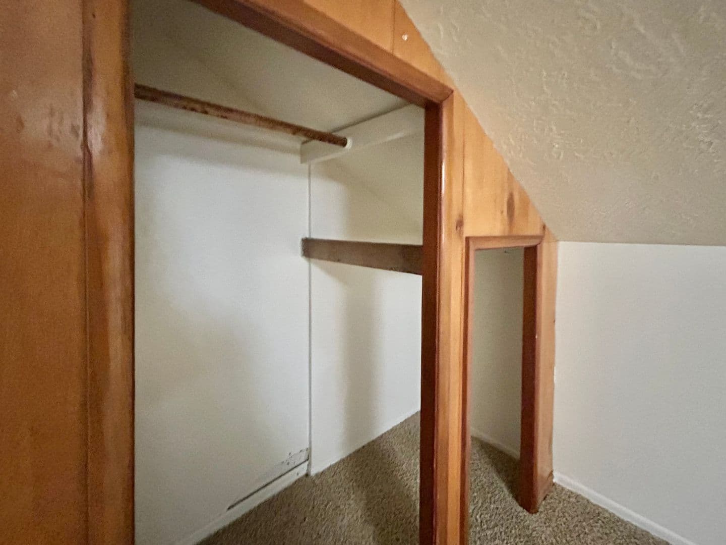 Hillsboro Apartment: 1206-1262 SE Maple St.