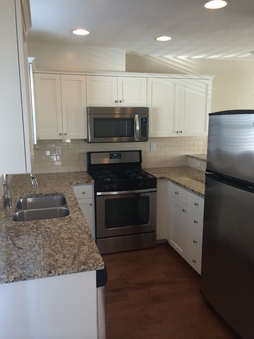 Portland Apartment: 1303-1307 SE Marion St.