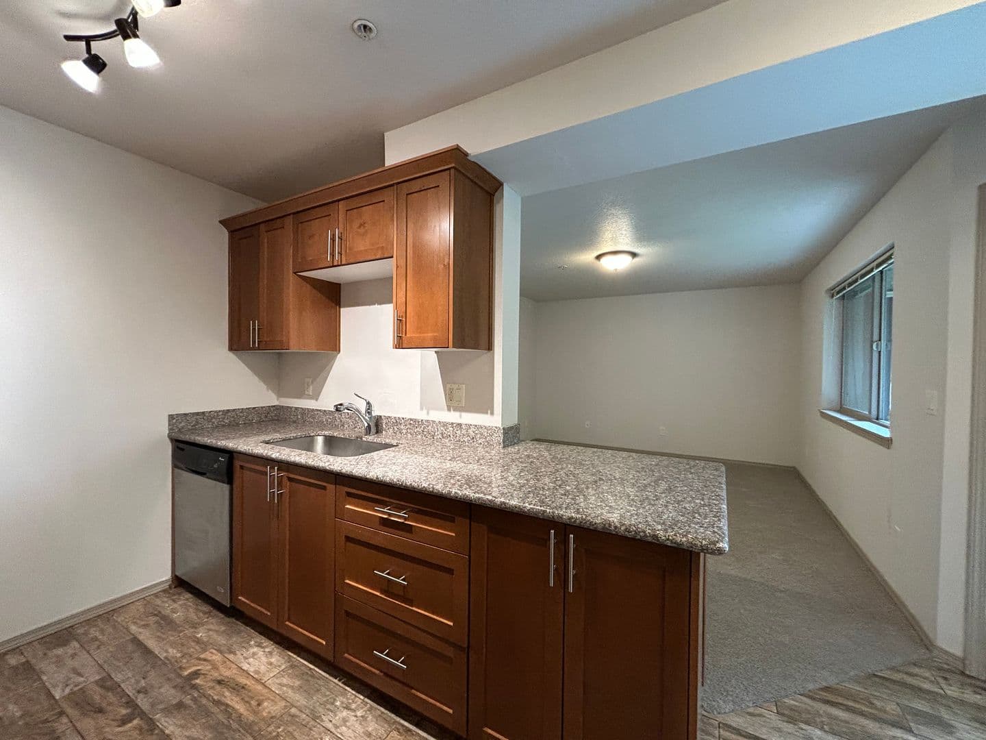 Beaverton Apartment: 18990 - 18996 SW Johnson St.