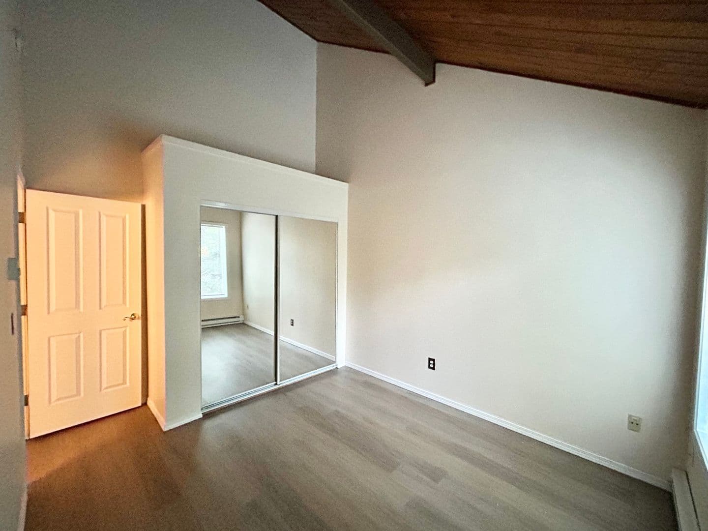 Lake Oswego House: 4643 Lakeview Blvd.