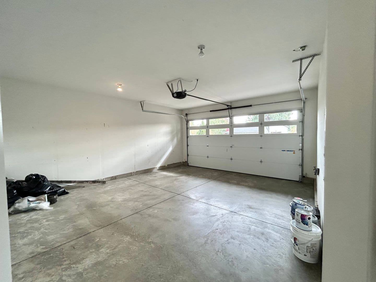 Hillsboro House: 113 NE 30th Ave