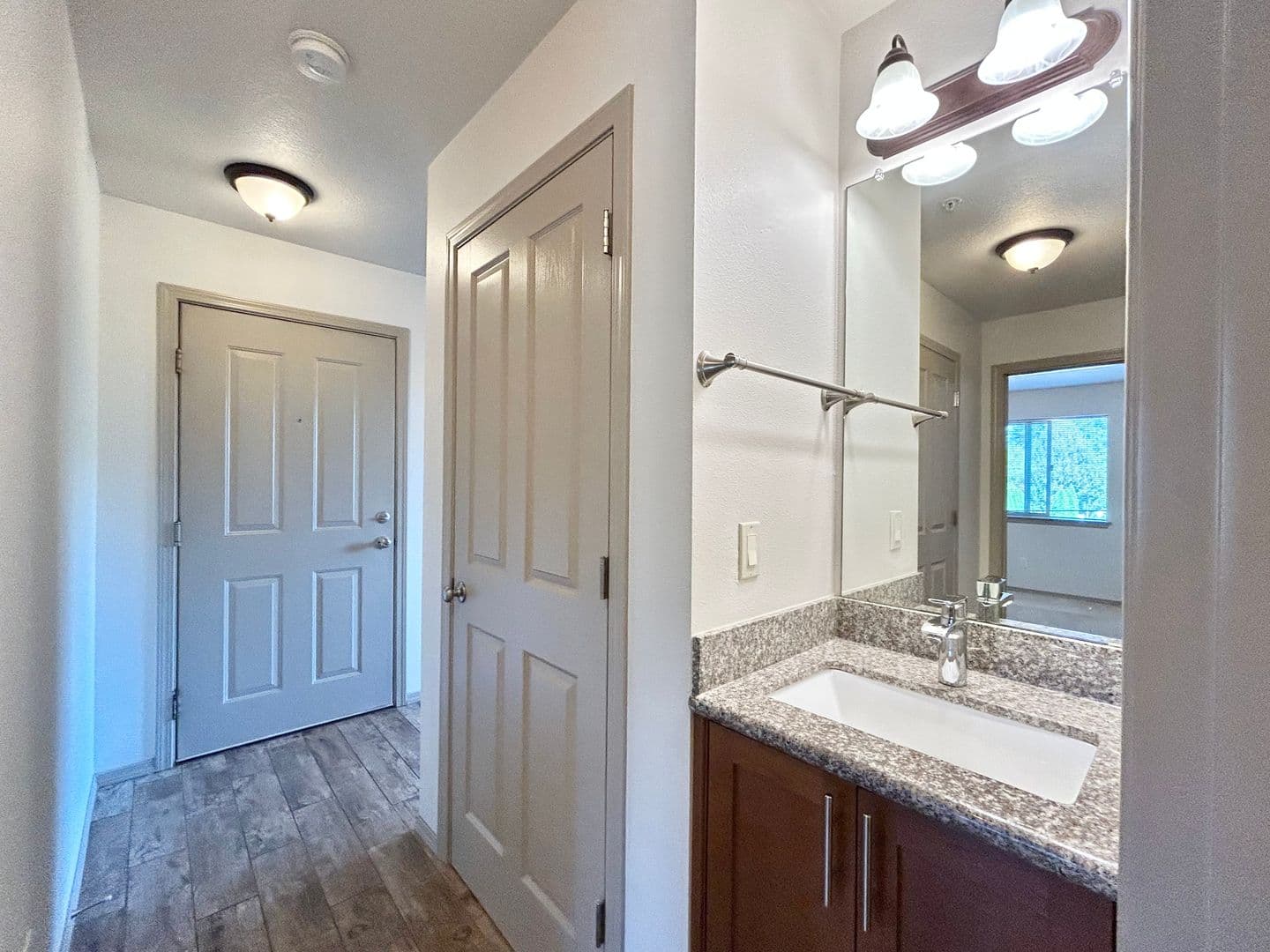 Beaverton Apartment: 18990 - 18996 SW Johnson St.