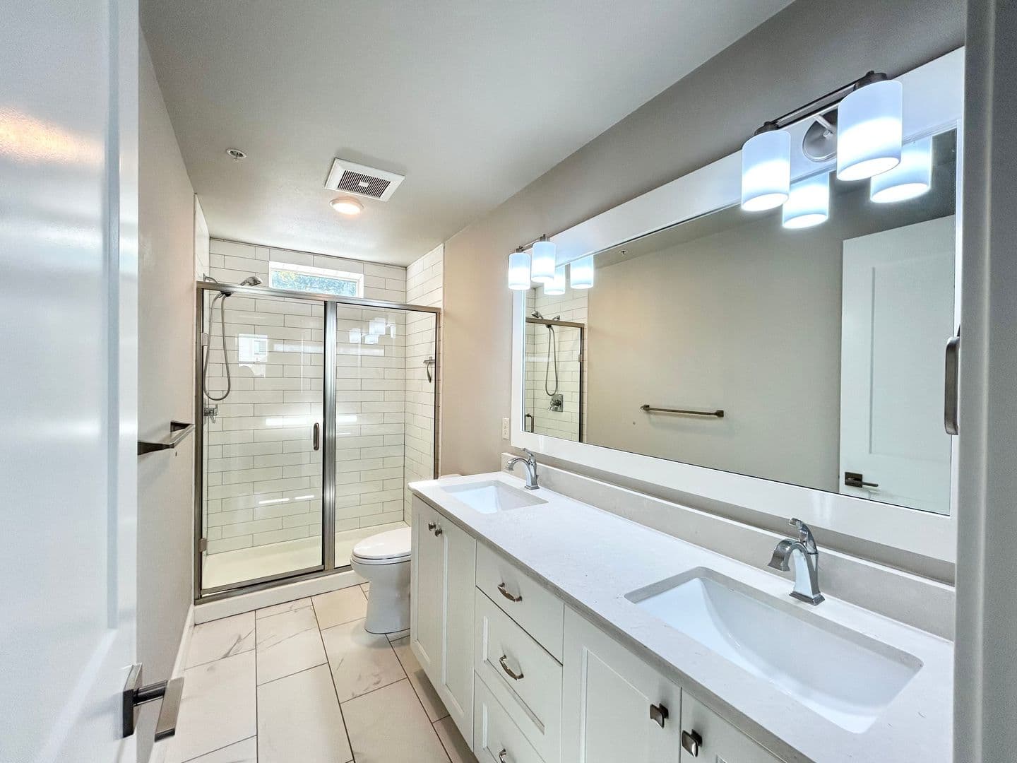Portland House: 1805 SE Madison St. #203
