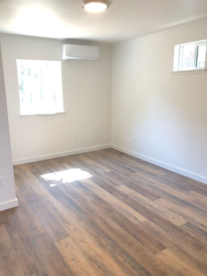 Portland Townhome: 4563 NE 47th Ave.