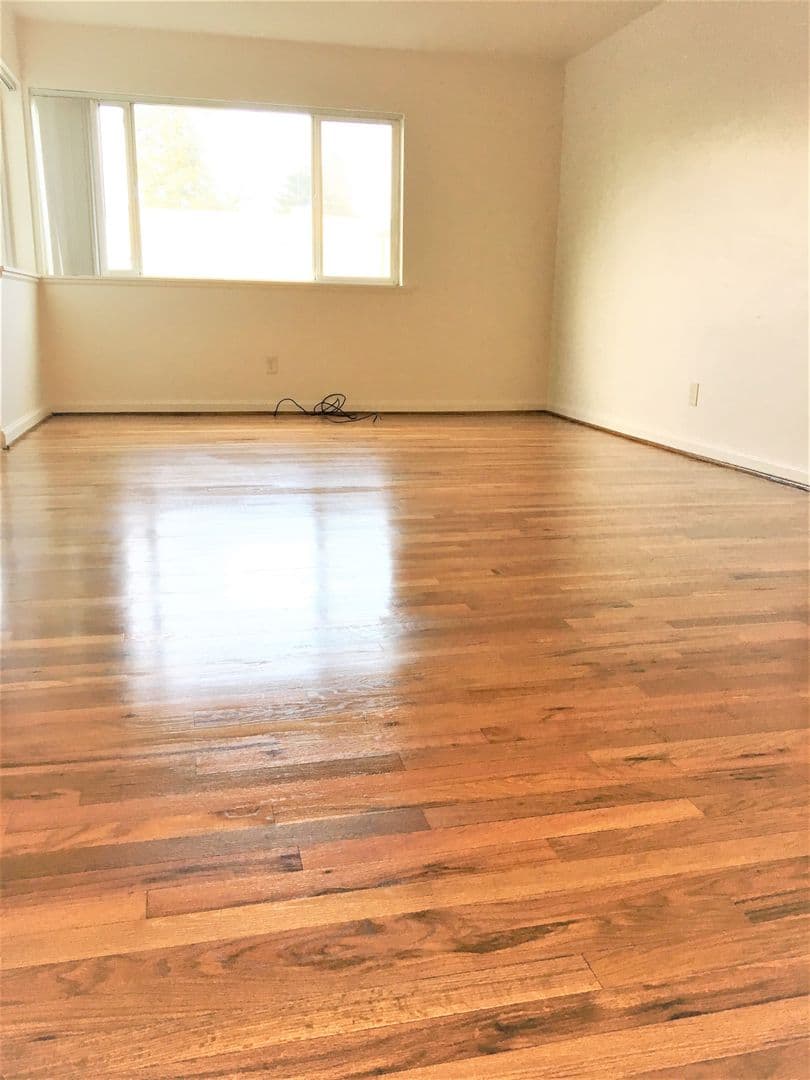 Portland Apartment: 1820-1850  N Killingsworth