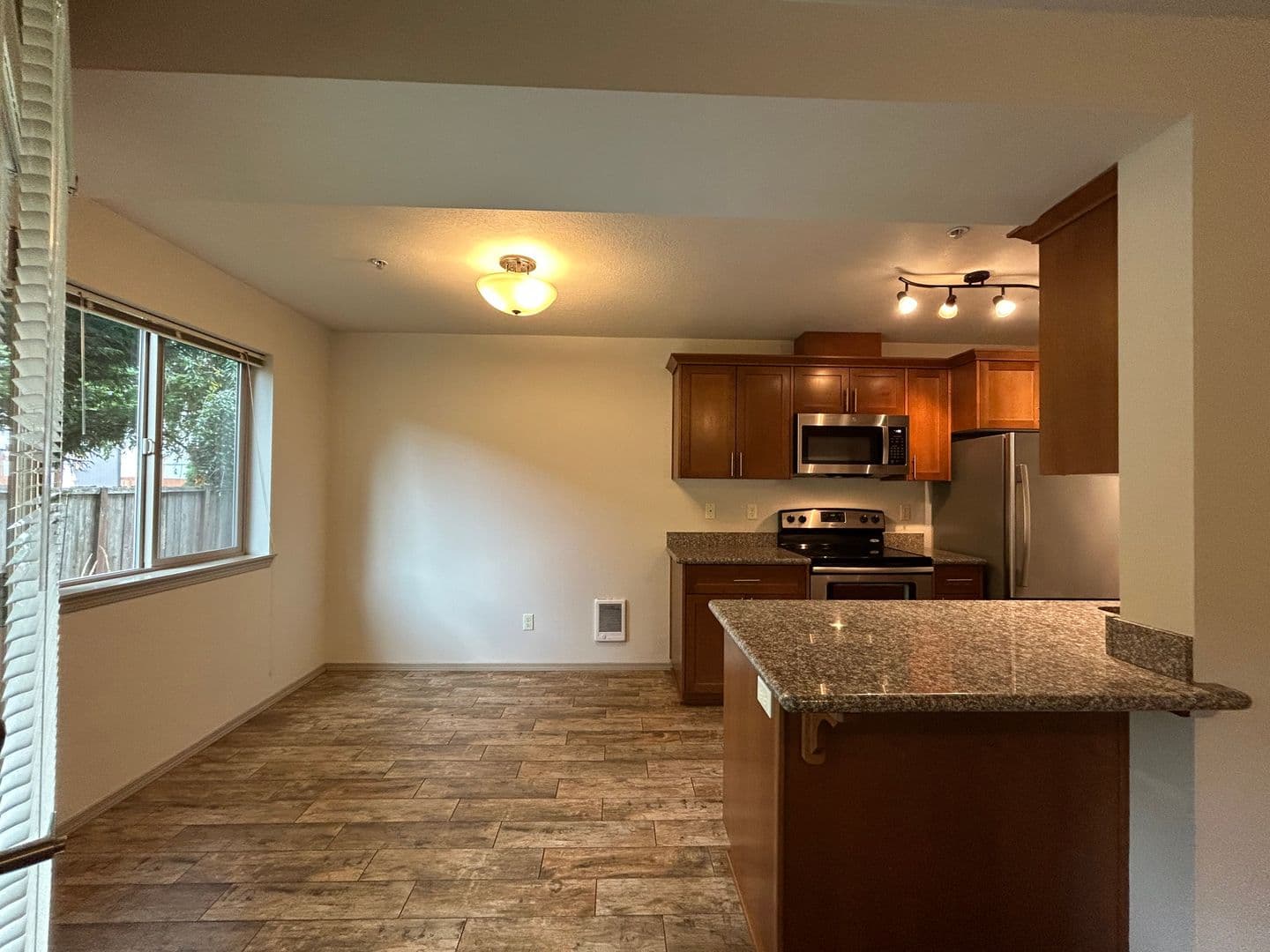 Beaverton Apartment: 18990 - 18996 SW Johnson St.