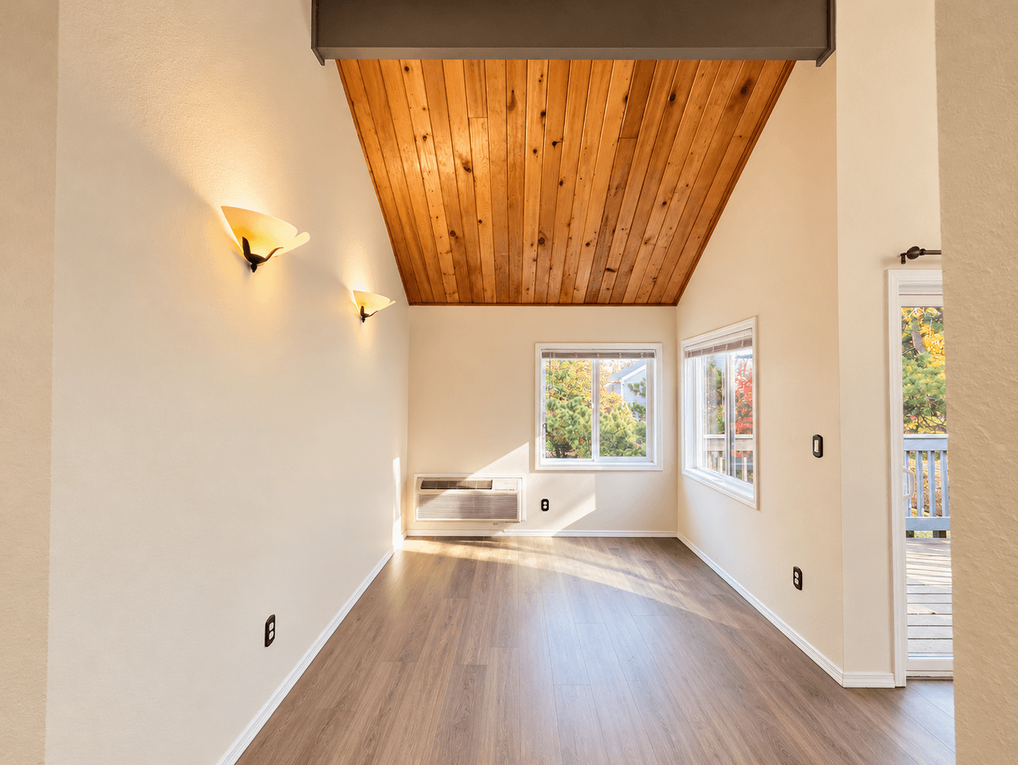 Lake Oswego House: 4643 Lakeview Blvd.