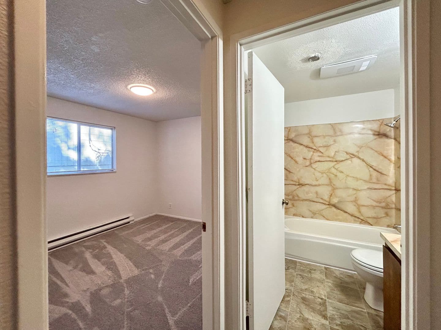 Portland Apartment: 8040 SW 19th Avenue