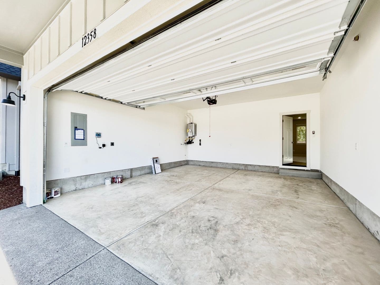 Beaverton House: 12358 SW Champlin Ln