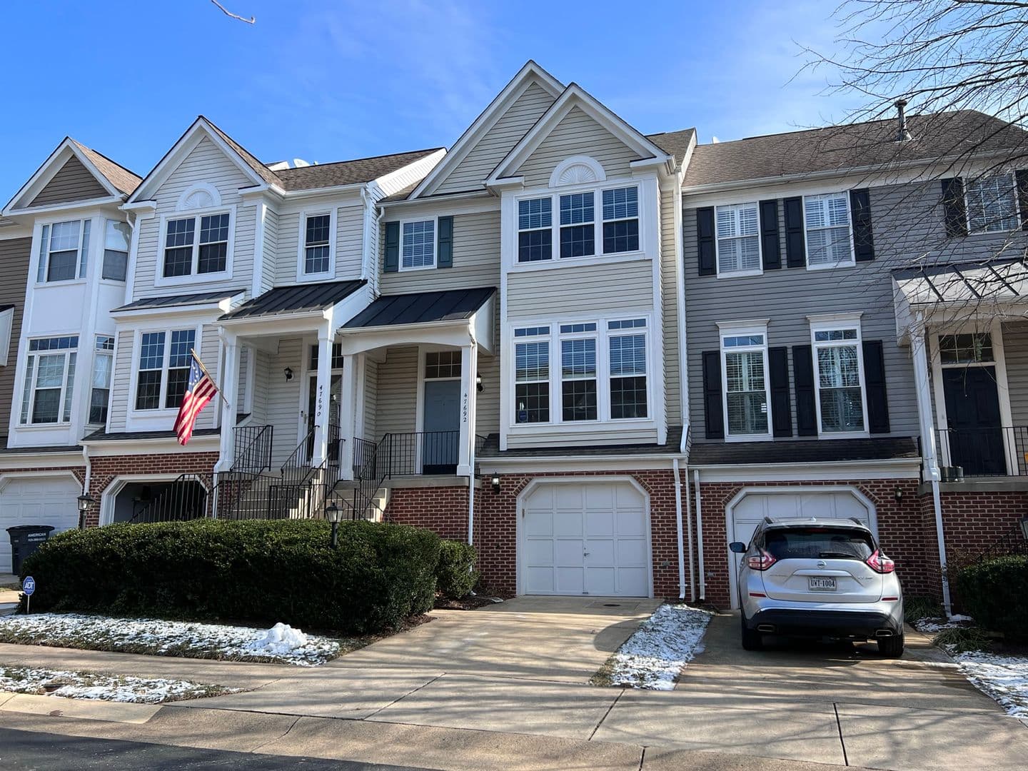 Sterling House: 47692 Woolcott Square
