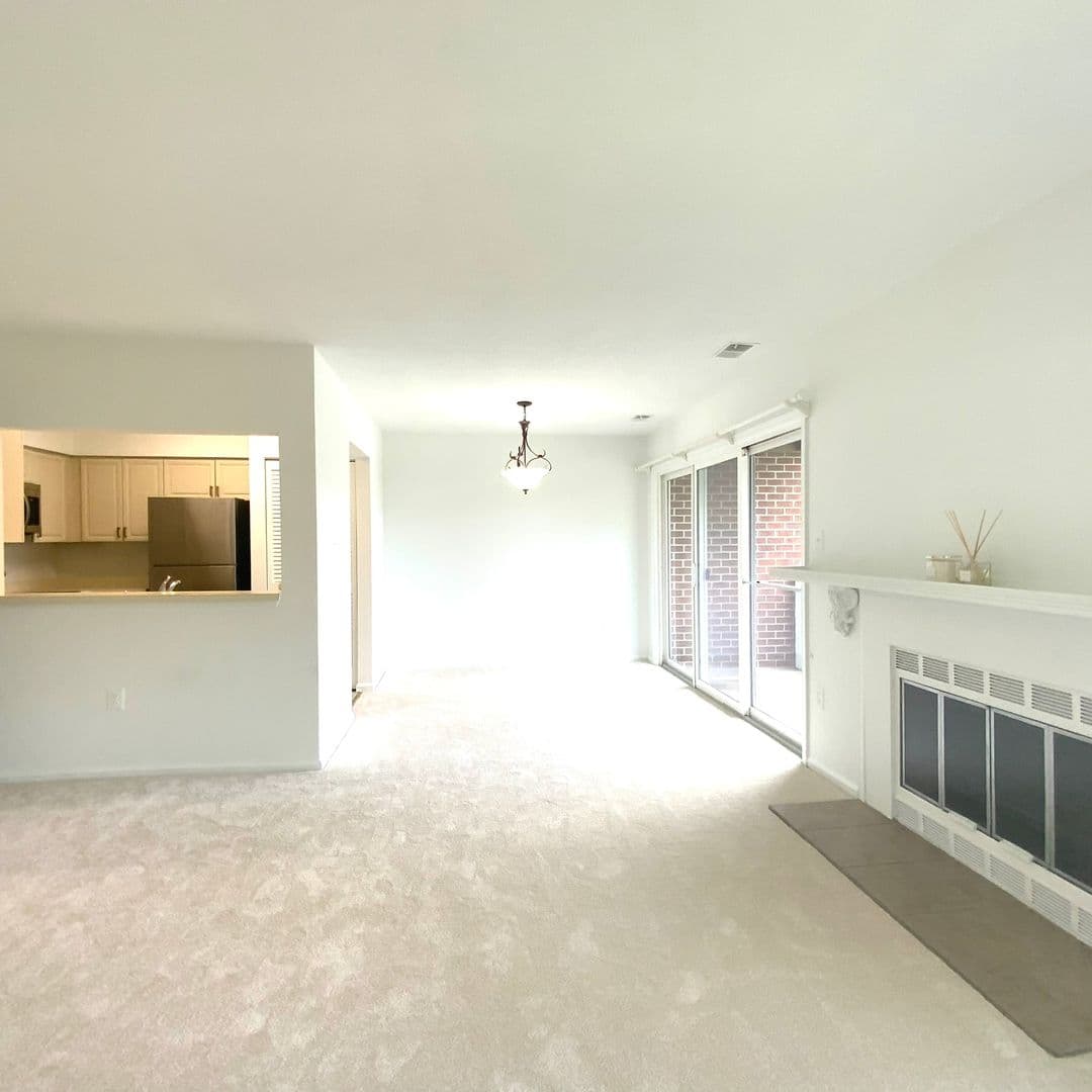 Falls Church House: 7594 Lakeside Village Drive
