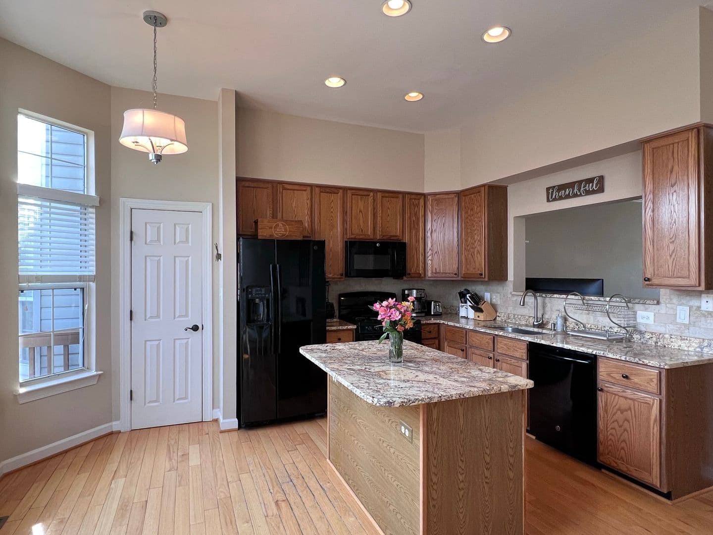 Sterling House: 47692 Woolcott Square