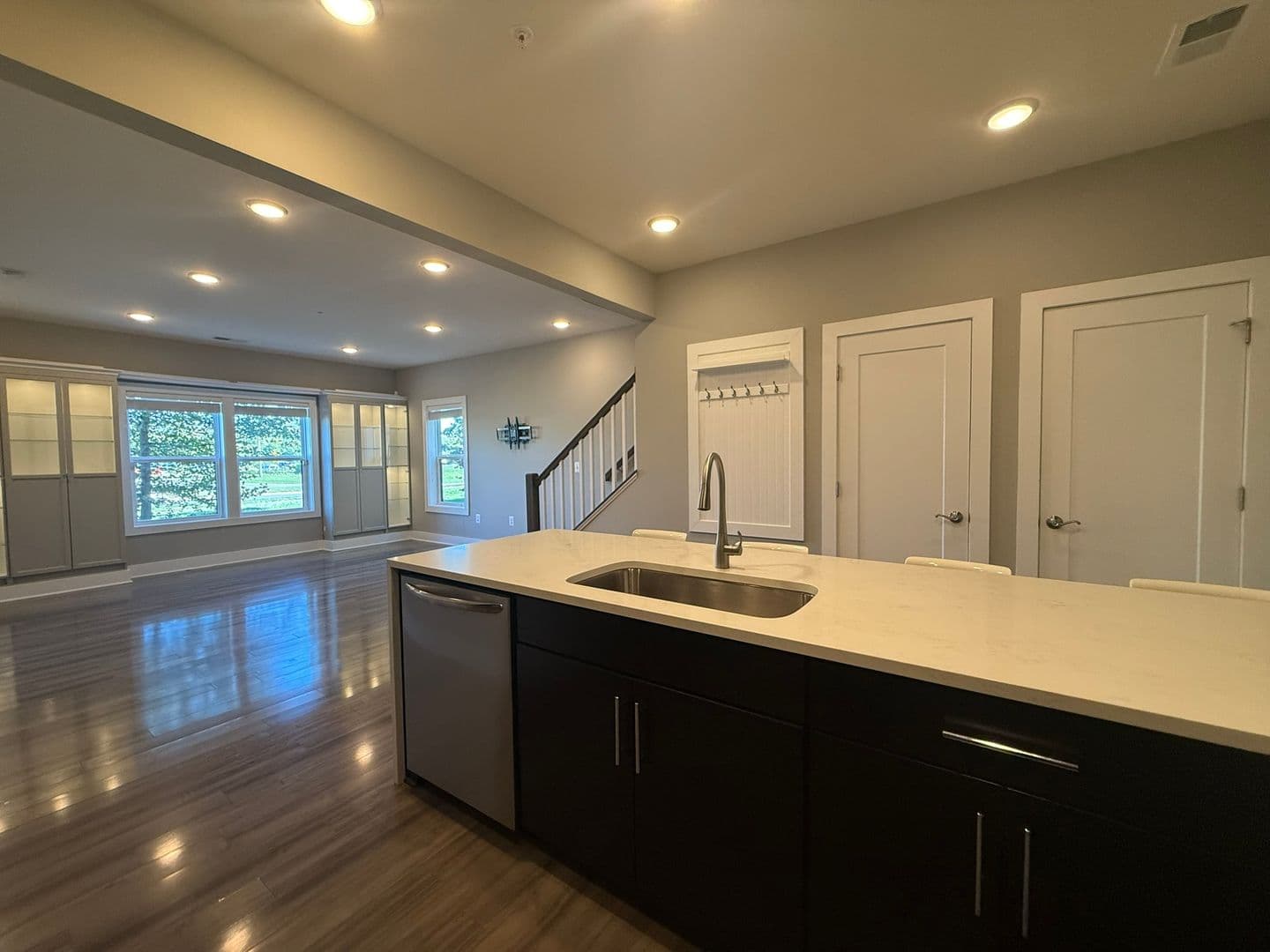 Ashburn House: 44860 Tiverton Square