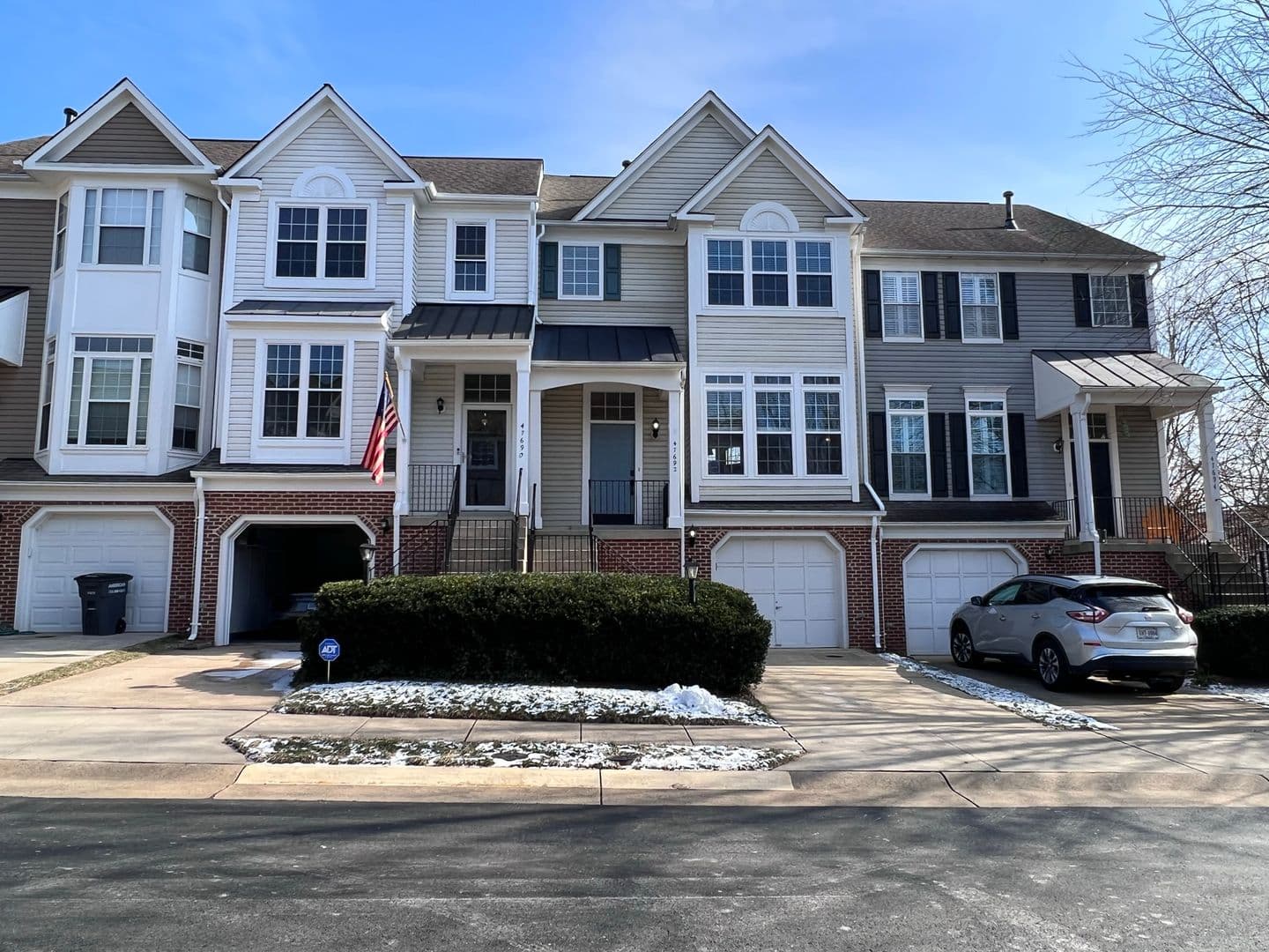 Sterling House: 47692 Woolcott Square